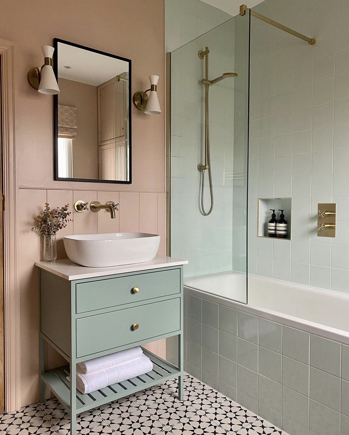 10 bathroom wall panelling ideas: the latest trends in 2023