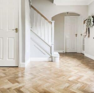 The Best Purbeck Stone Hallway Ideas For An Inviting Feel - Sleek-chic ...