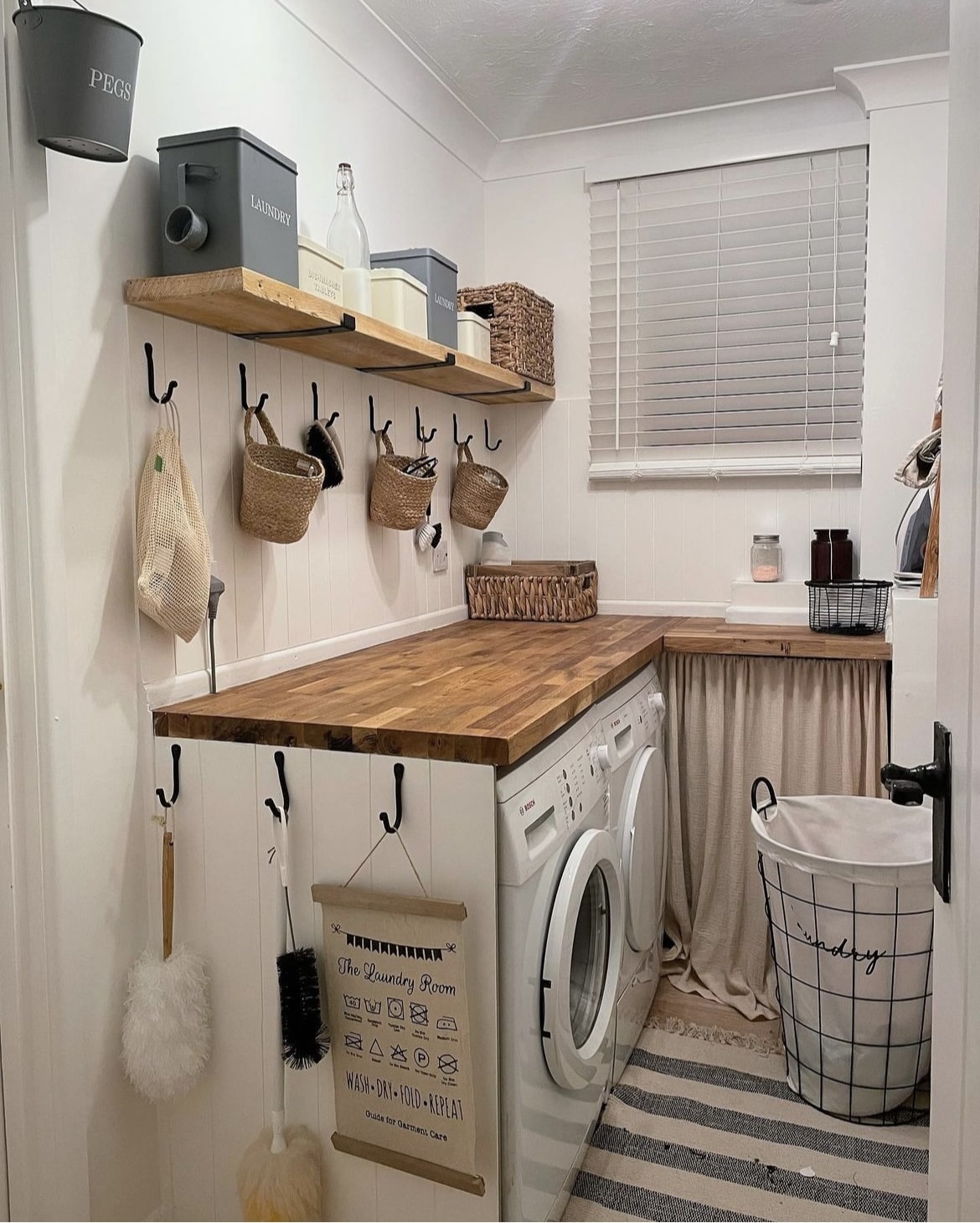 small laundry room 4