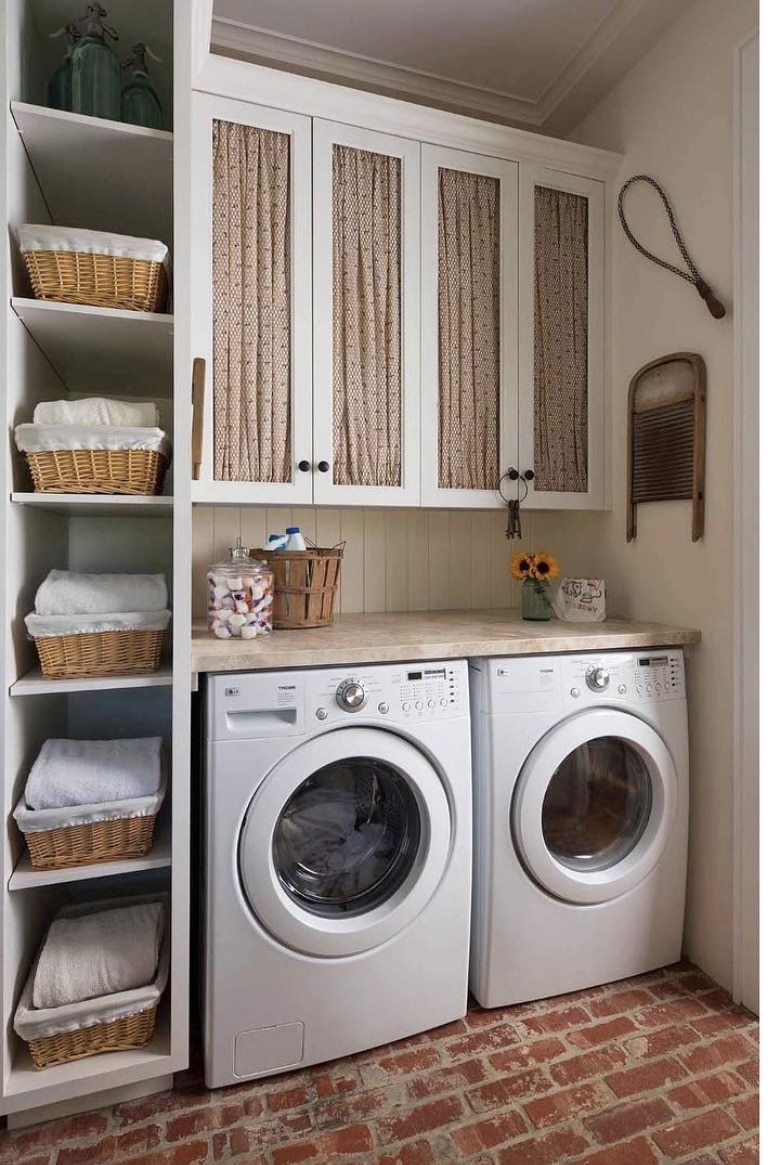 small laundry room 9