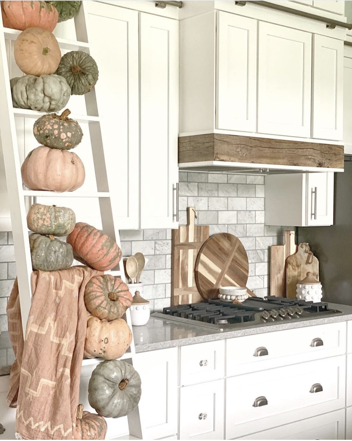 fall kitchen decor 19