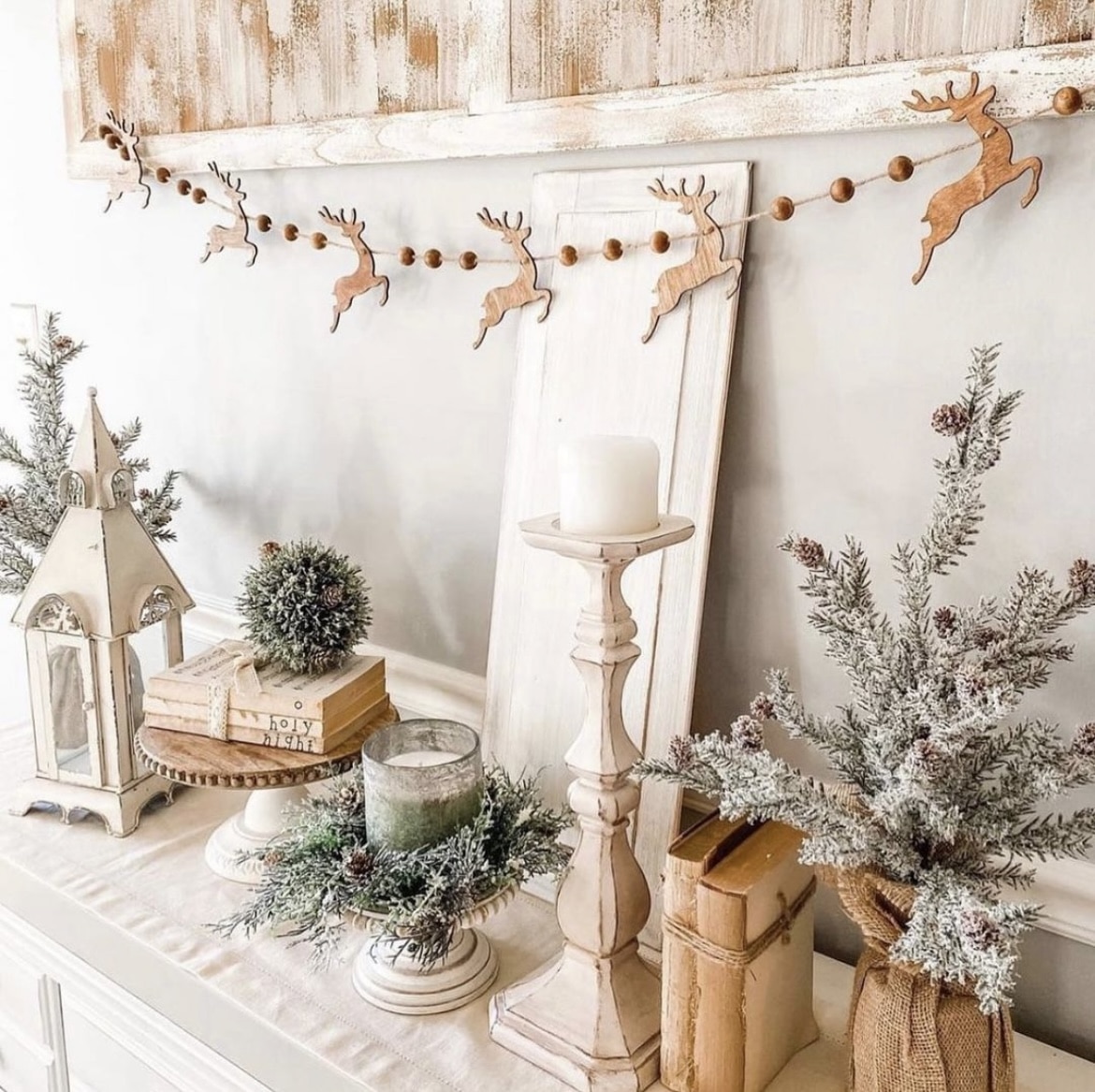 neutral christmas decor 14