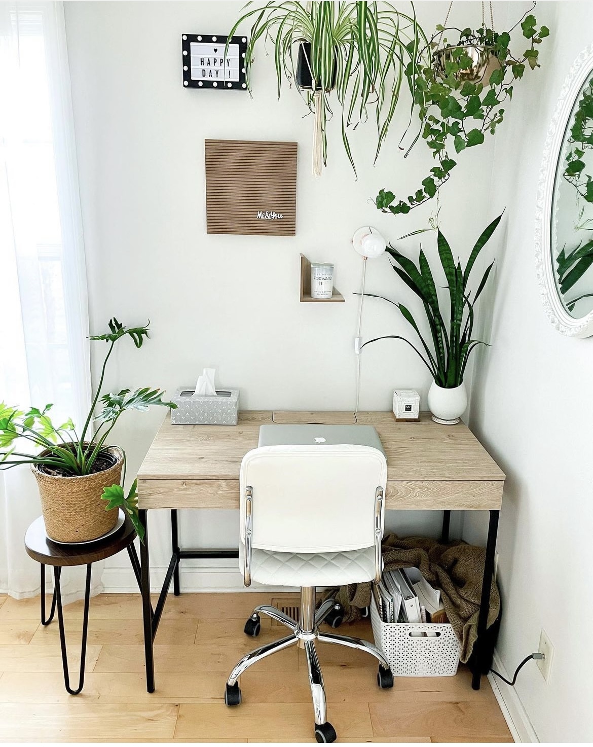 small home office 12