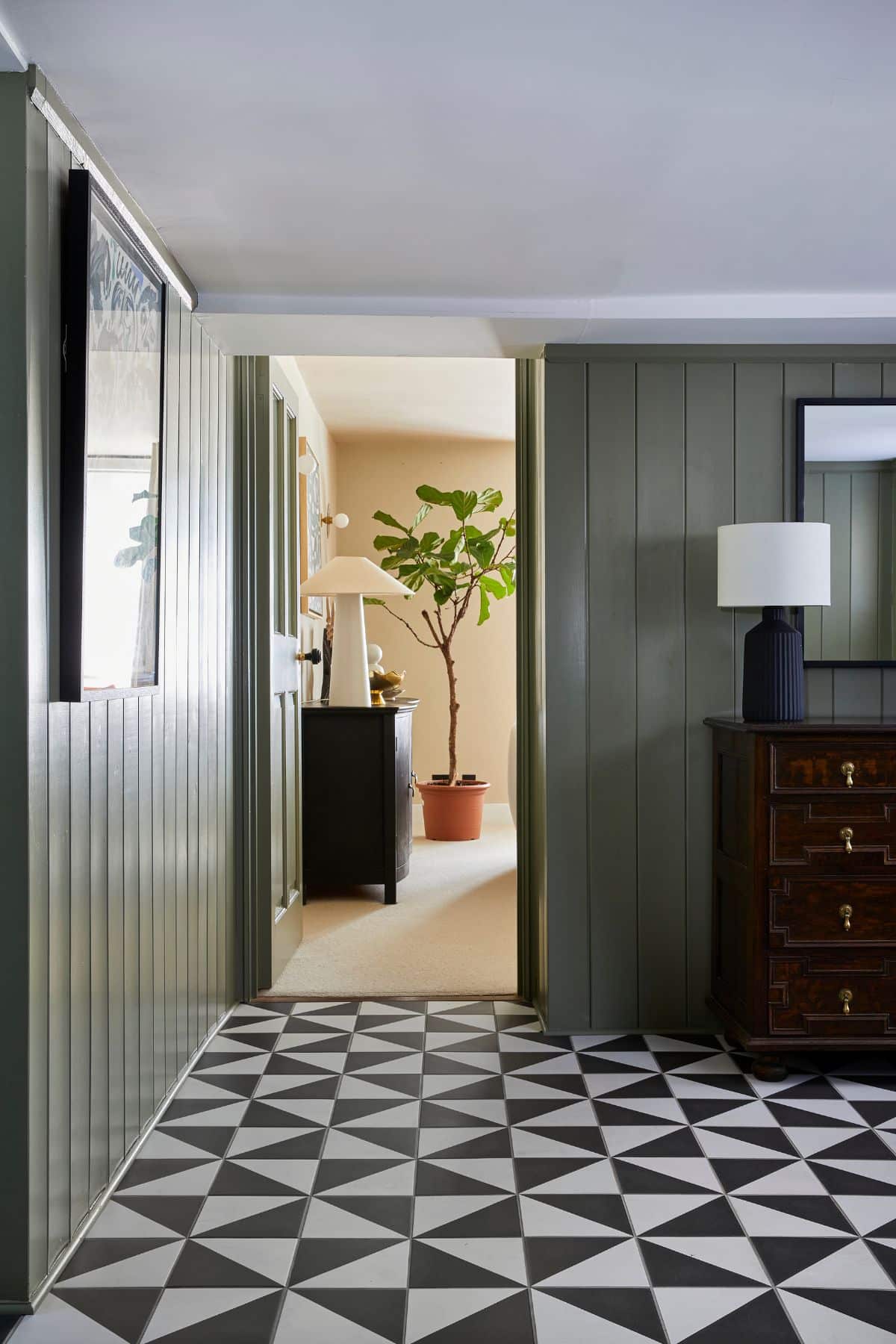 entryway trends 2025 2